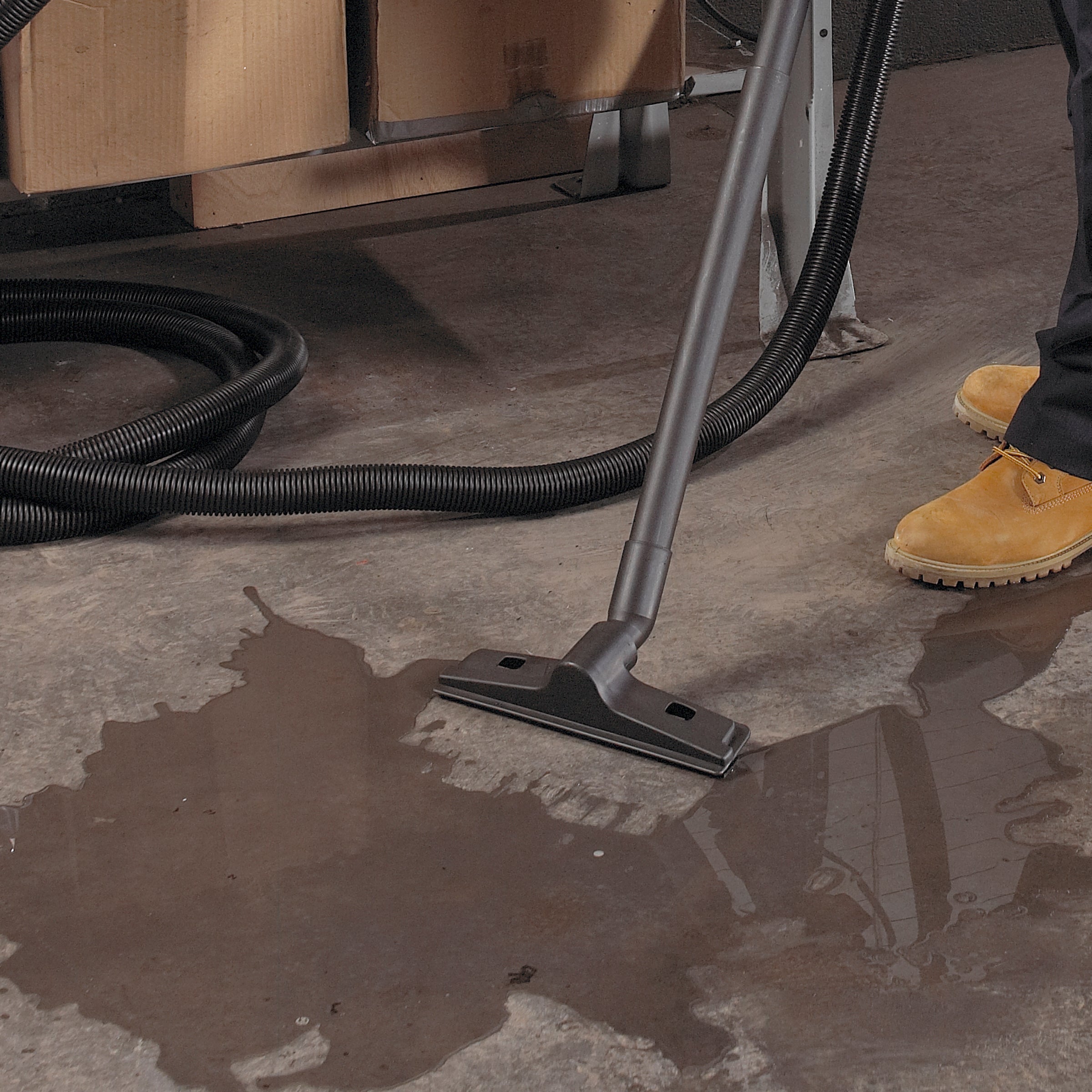 Shop-Vac® 12 inch X 1-1/4 inch diameter Deluxe Floor Nozzle with